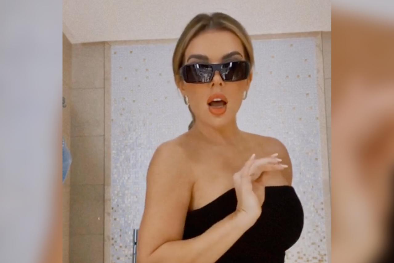 Экс-солистка «ВИА Гры» станцевала в расстегнутом платье