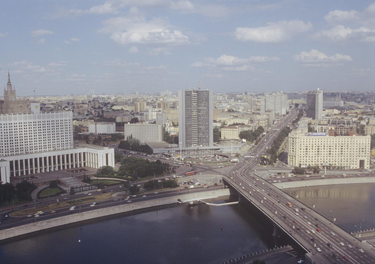 Москвичам объяснили причину «задвоений» вокруг Старого Арбата
