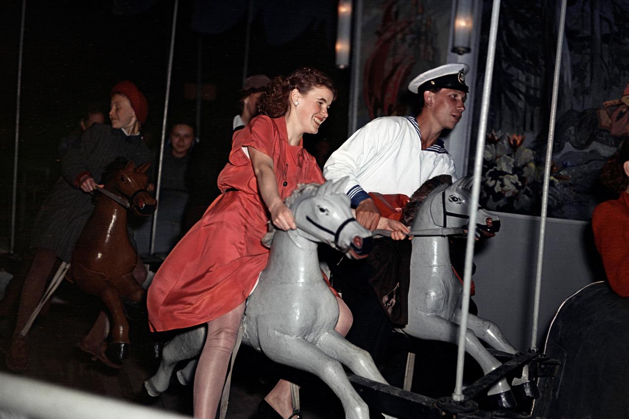 Названы способы найти спутника жизни в советское время