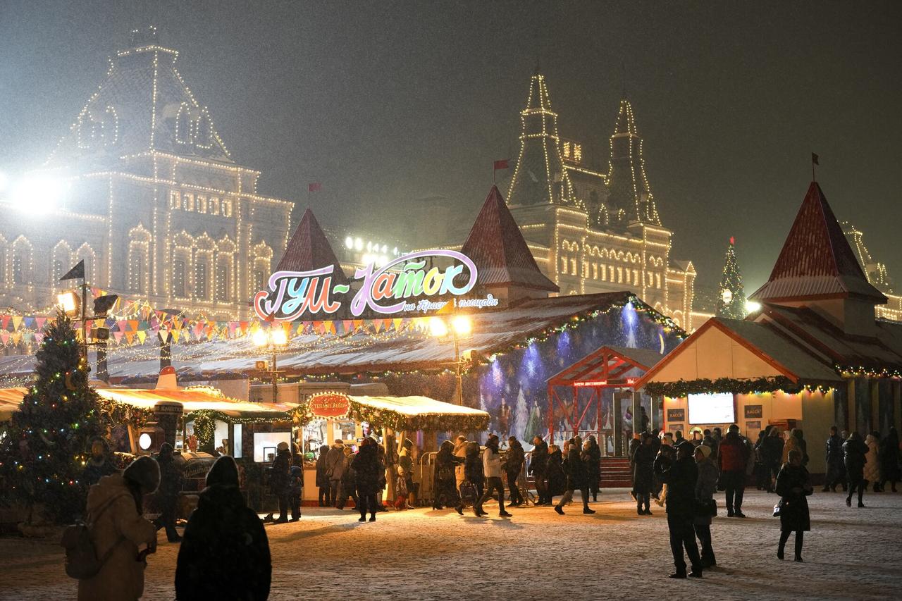 Раскрыты особенности украшения столицы новогодними огнями