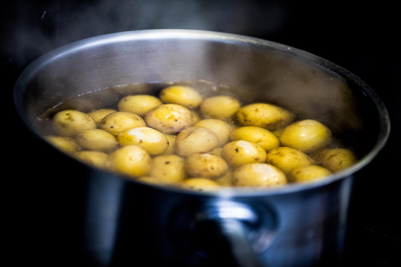 Россияне поспорили об эффективности советского способа лечения простуды