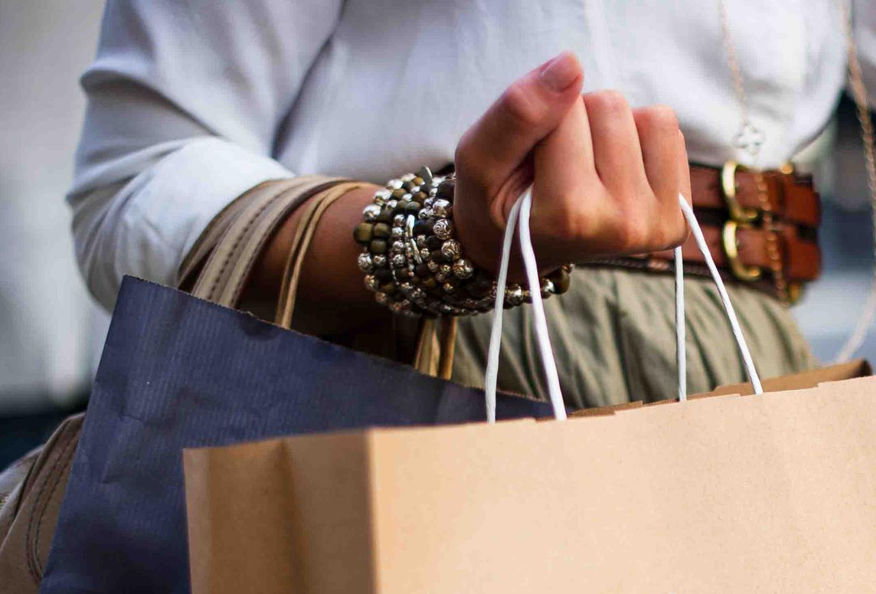 Россияне перечислили самые бесполезные покупки