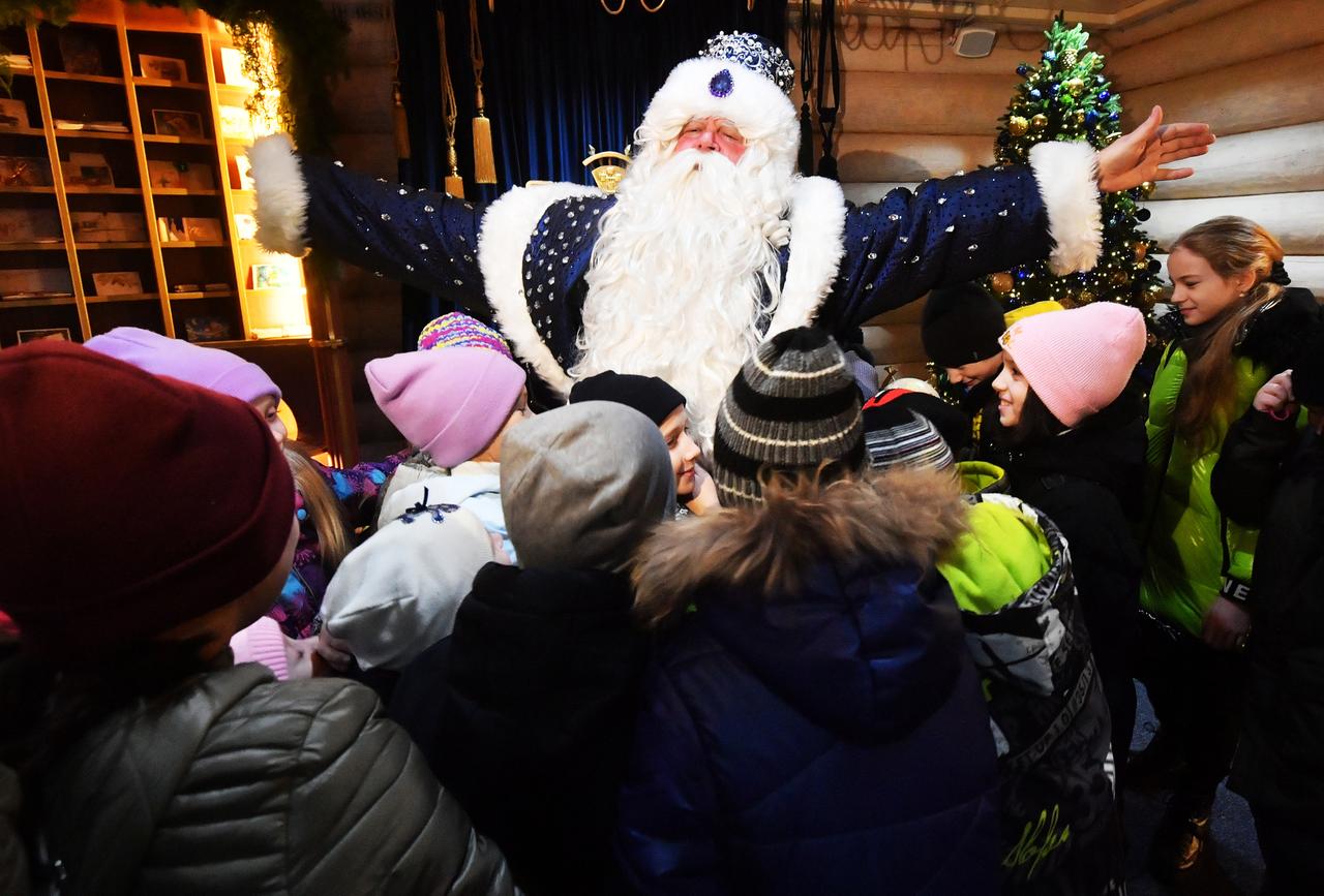 Назван размер пенсии Деда Мороза