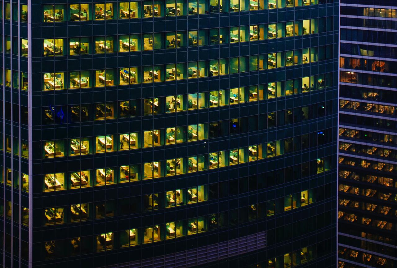 Психолог предупредила об опасности трудоголизма