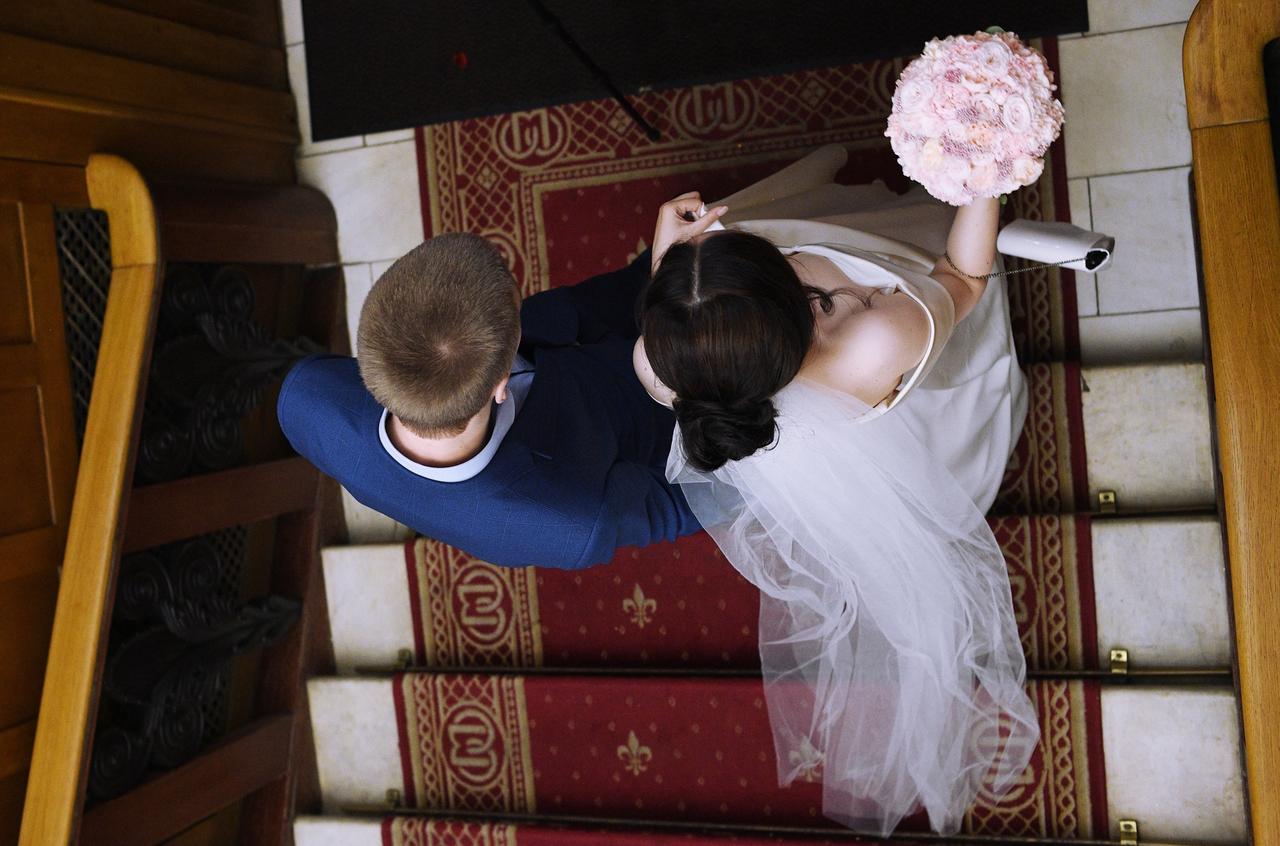 Названа причина закрытия районных ЗАГСов Москвы