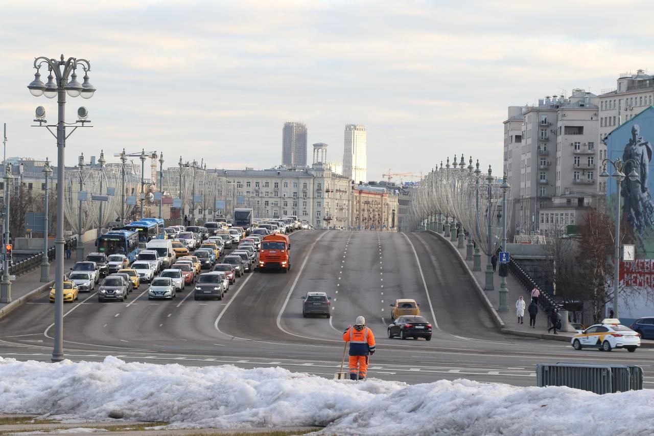 Москвичей предупредили об опасной погоде