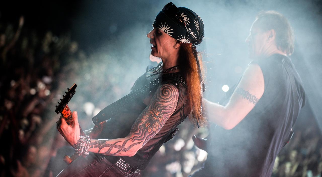 Экс-участник группы «Ария» раскрыл причину тяги музыкантов к спиртному