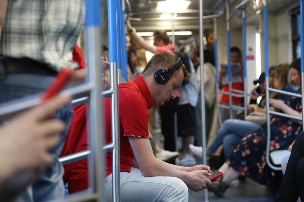 Россияне поспорили об идеальной температуре воздуха в общественном транспорте