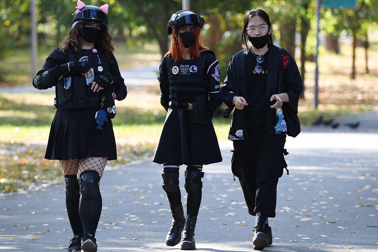 Подмосковных учителей обязали рассказать о похожих на анимешников учащихся