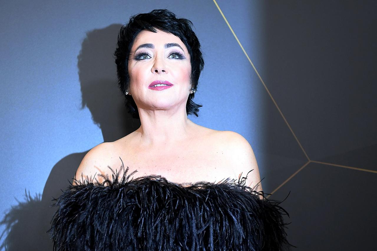 Певица Лолита призналась в страхе из-за преследований маньяка