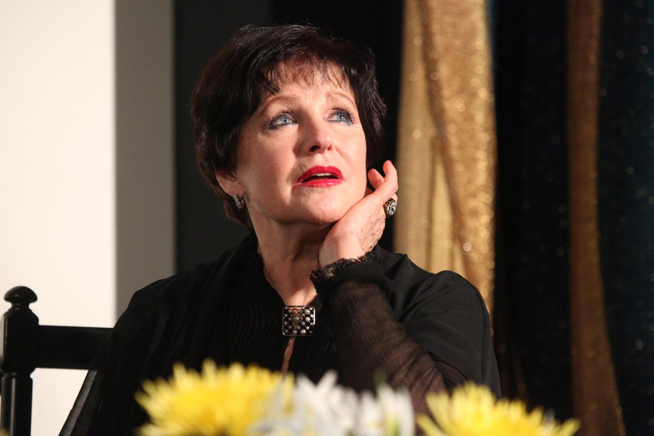 Домработница ограбила звезду фильма «Место встречи изменить нельзя»