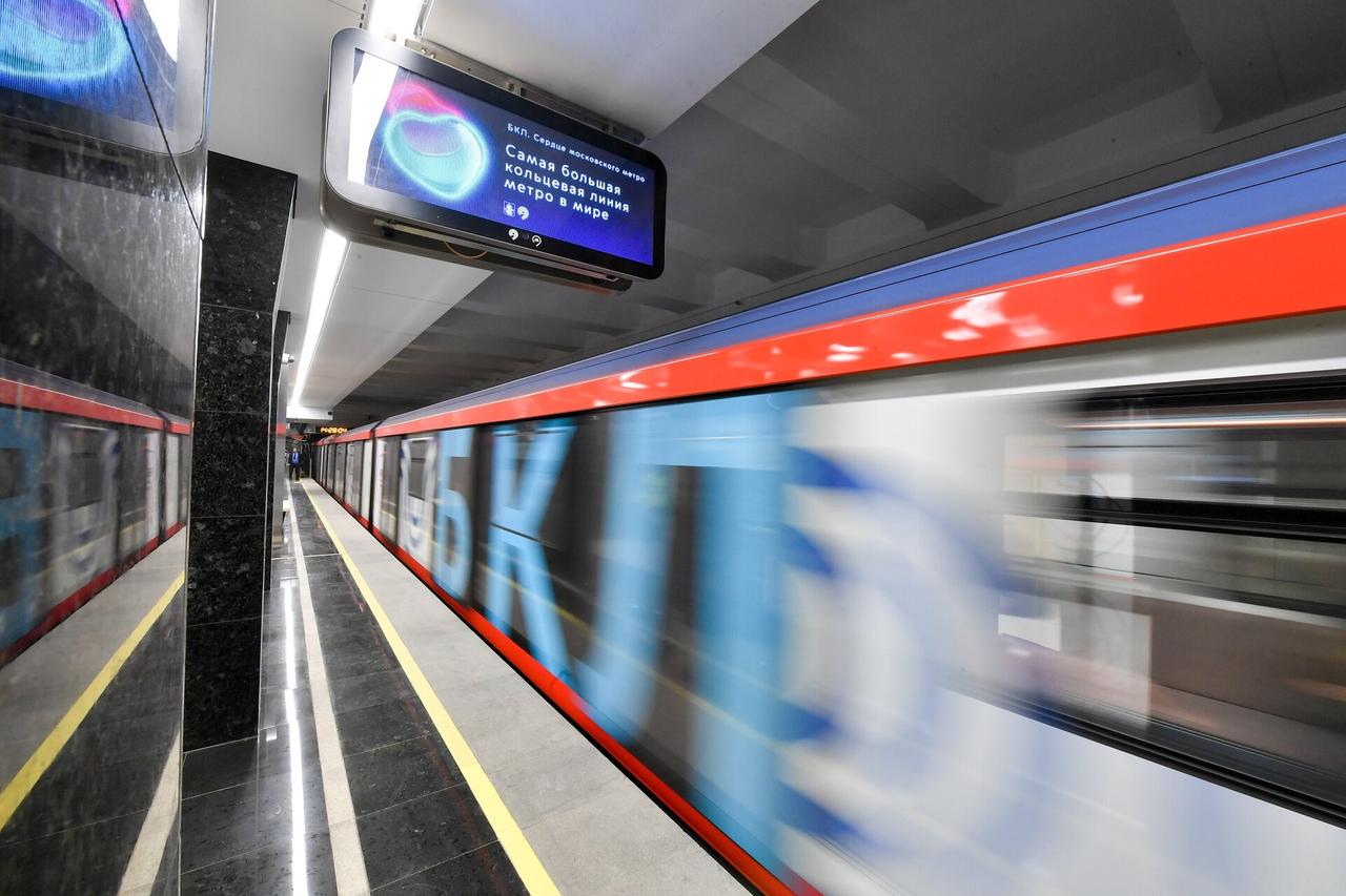 Названы самые востребованные у москвичей автобусные остановки возле БКЛ