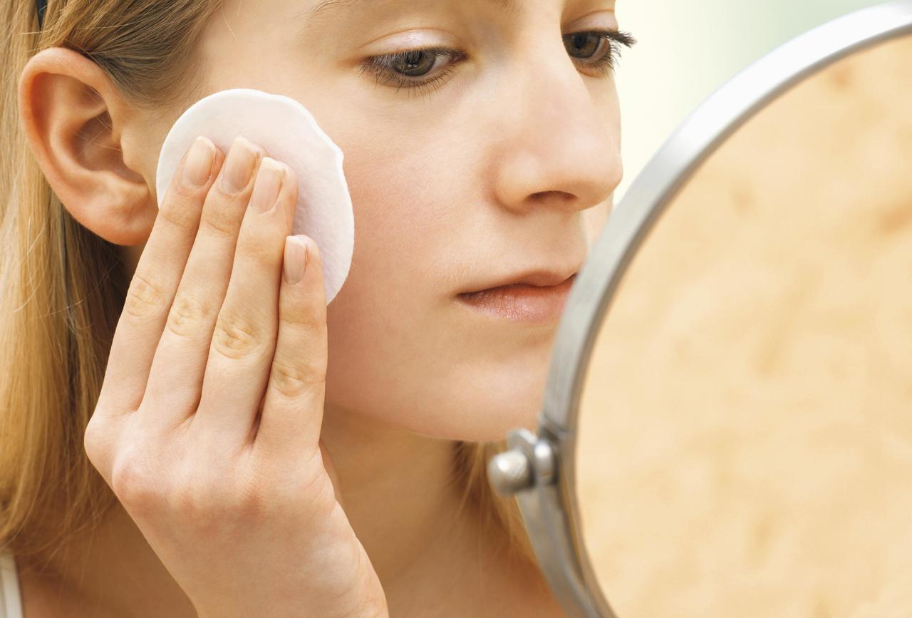 Дерматокосметолог назвал способ избавления от купероза