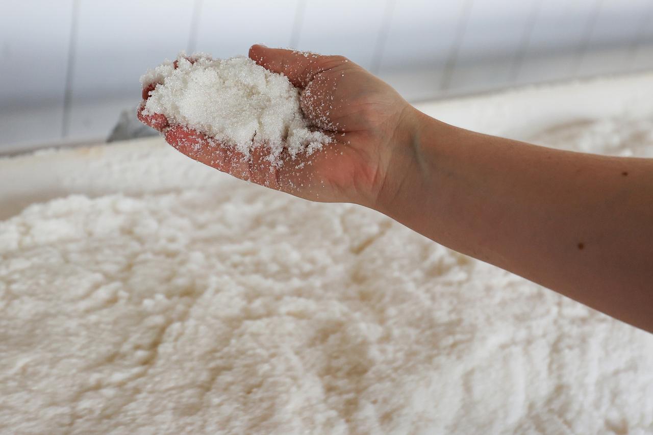 Стало известно о желтых и «сладких» реках в Москве