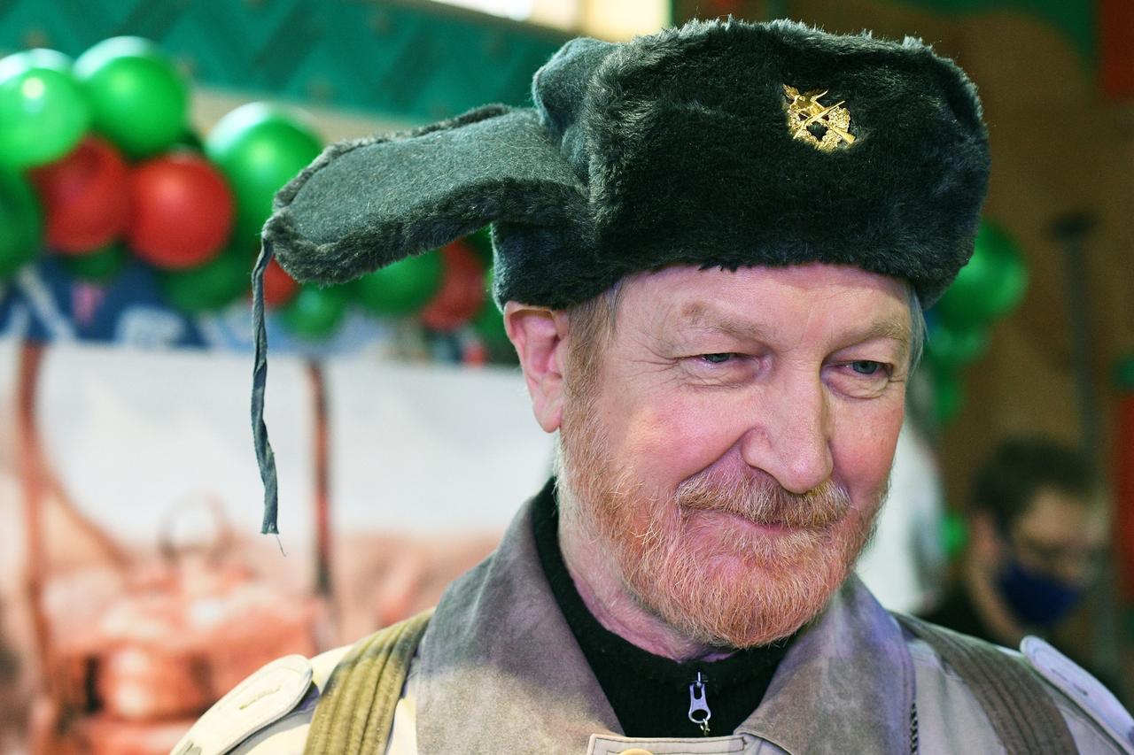 Звезда фильма «Особенности национальной охоты» раскрыл размер своей пенсии