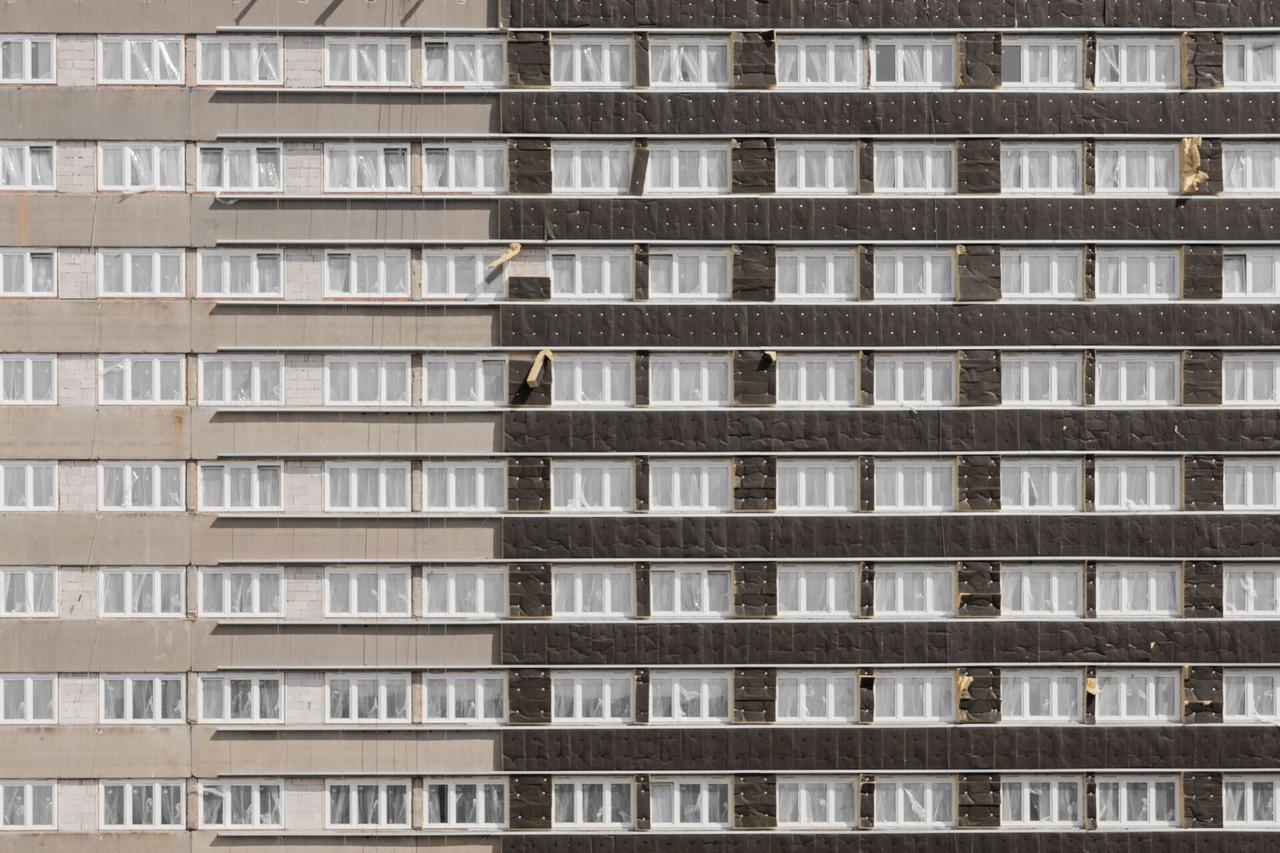 Травматолог предупредил об опасности москитных сеток в квартирах с детьми