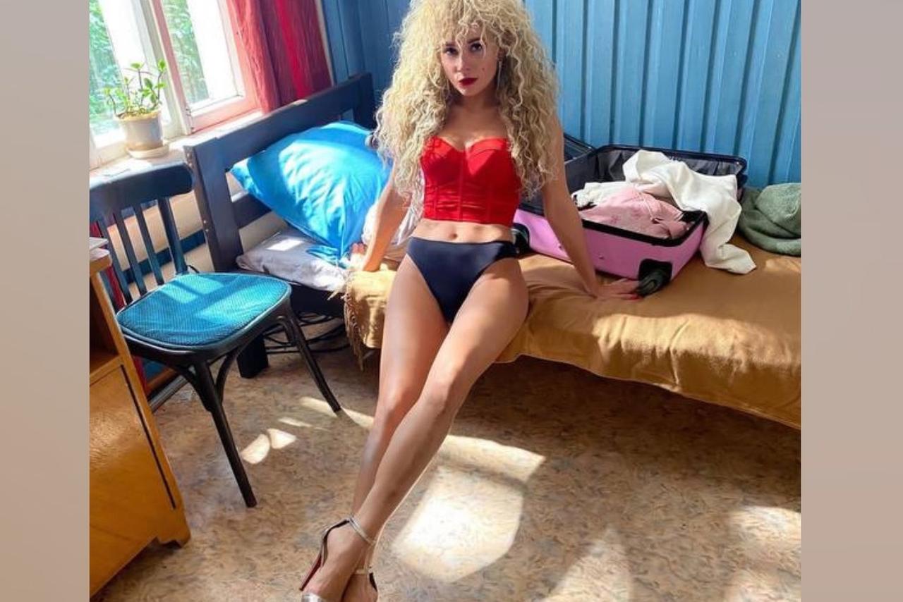 Пользователей сети восхитили ноги 35-летней Кристины Асмус