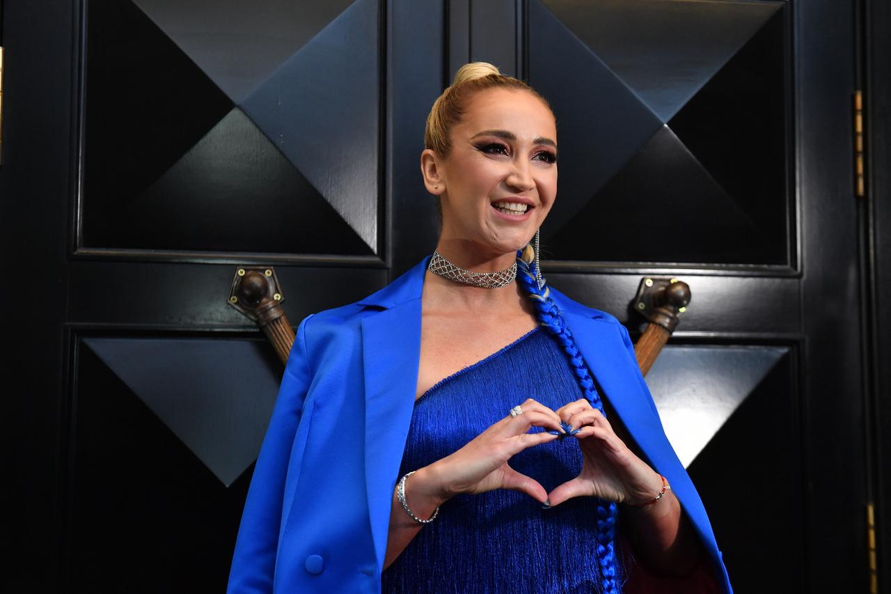 Ольга Бузова отреагировала на слухи о романе с женатым мужчиной