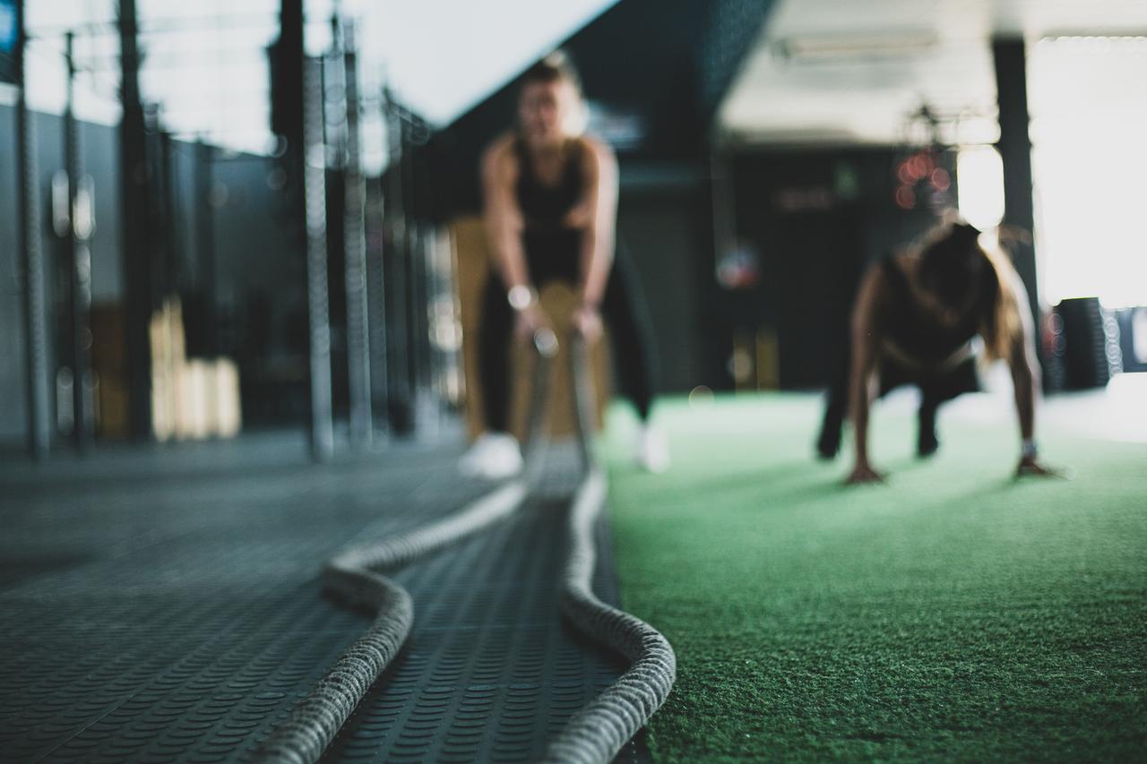 Москвичка потребовала от тренера 350 тысяч рублей за изнурительные занятия