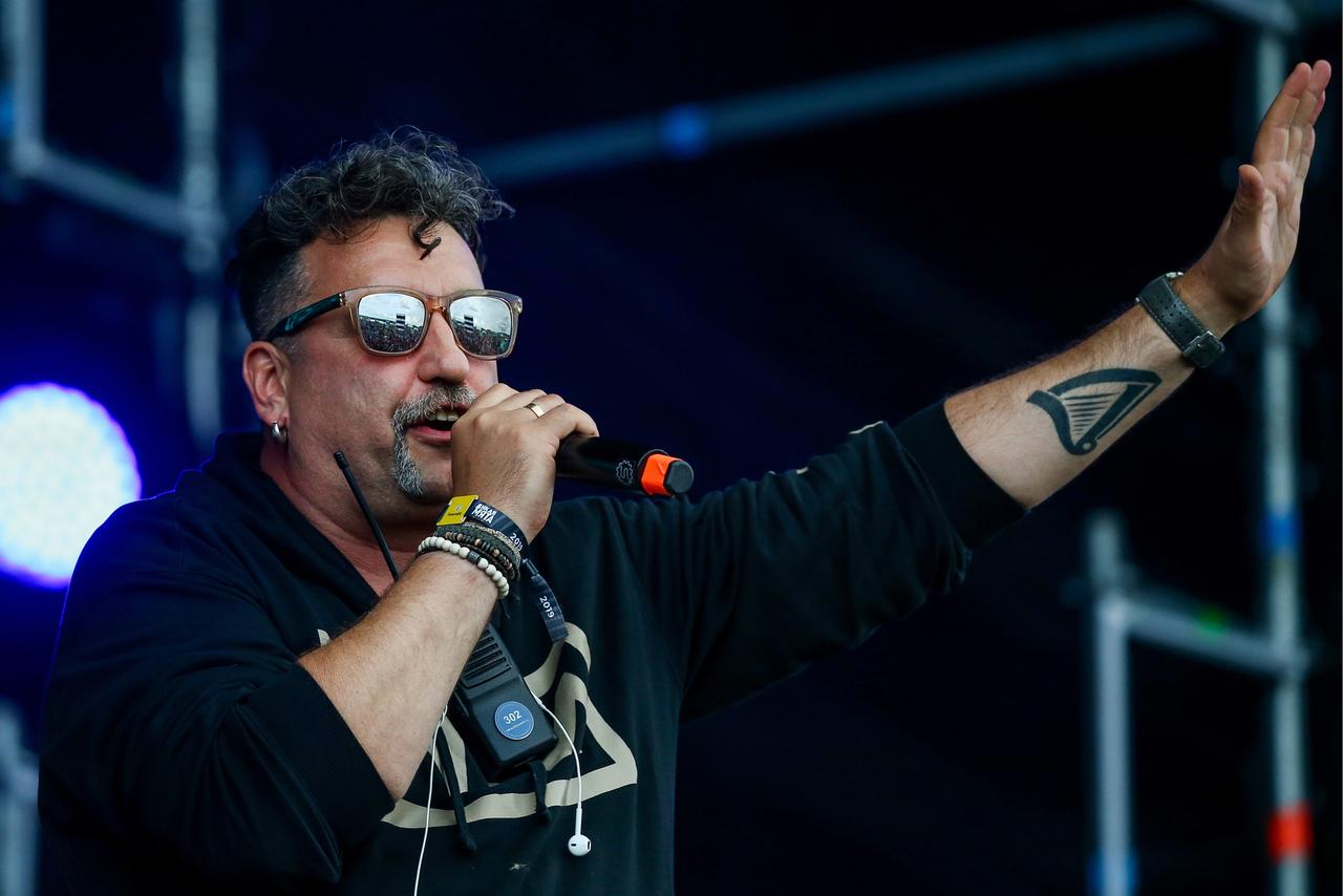 Создатель «Дикой мяты» поделился воспоминаниями об артистах-школьниках