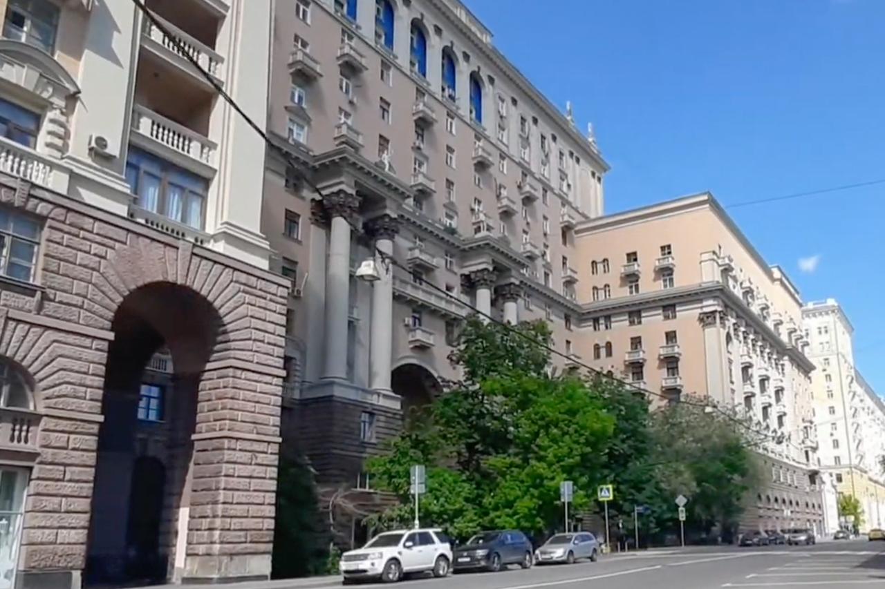 Раскрыт смысл названия «дома с подбитым глазом» в Москве