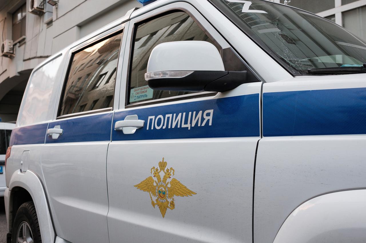 Мужчина выстрелил в мать в московской квартире