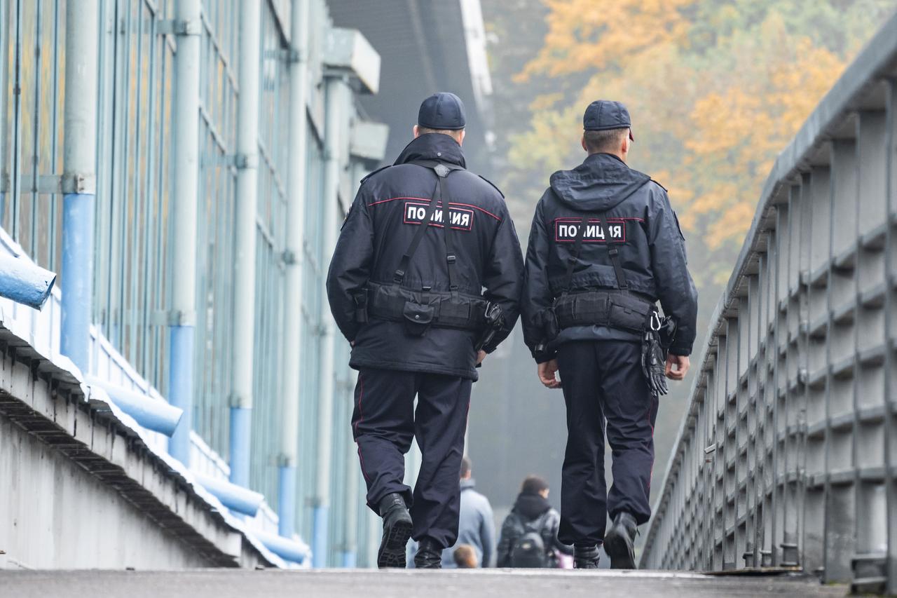 Два трупа нашли в арендованном доме в Подмосковье