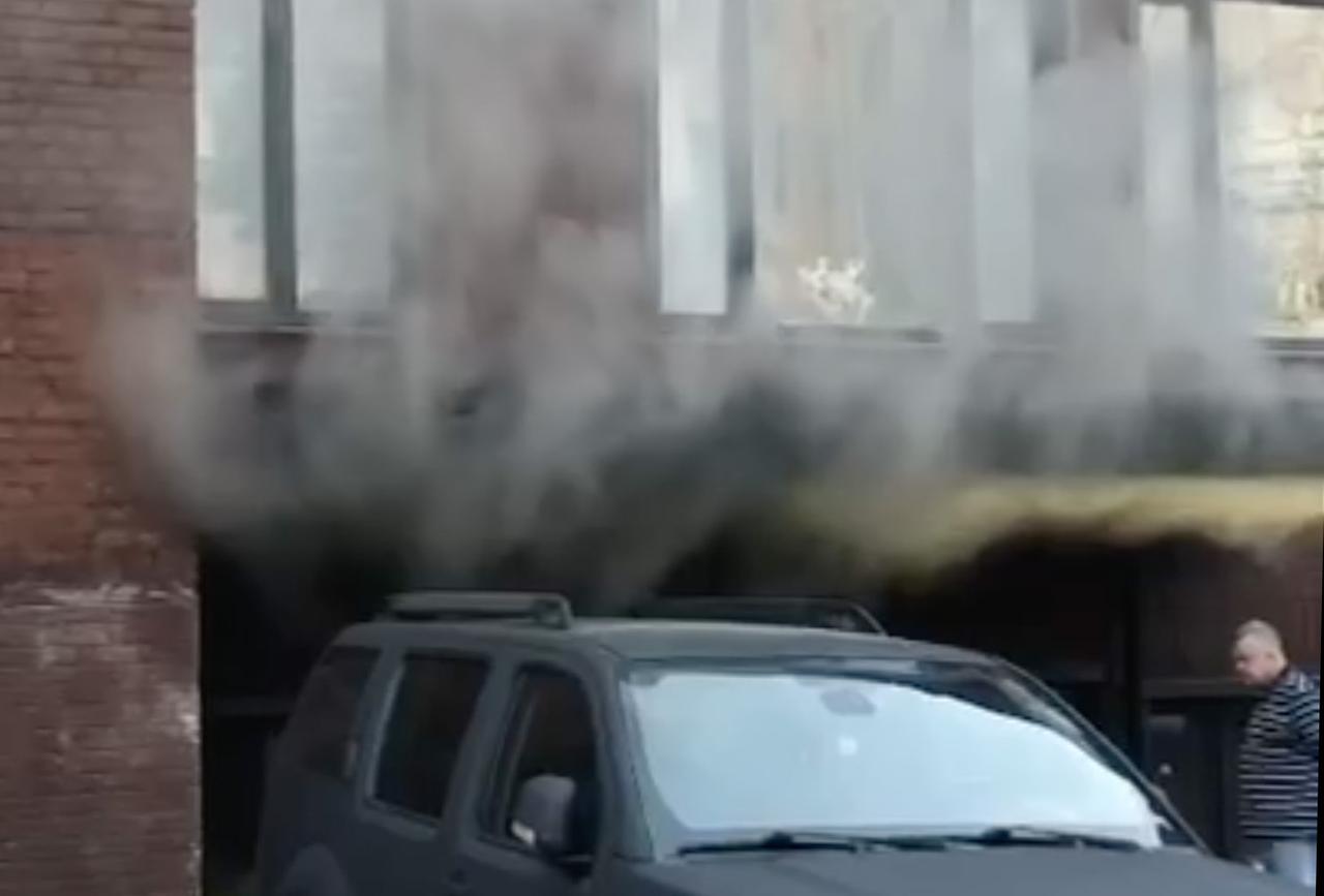 Опубликованы кадры с места смертельного пожара в центре Москвы