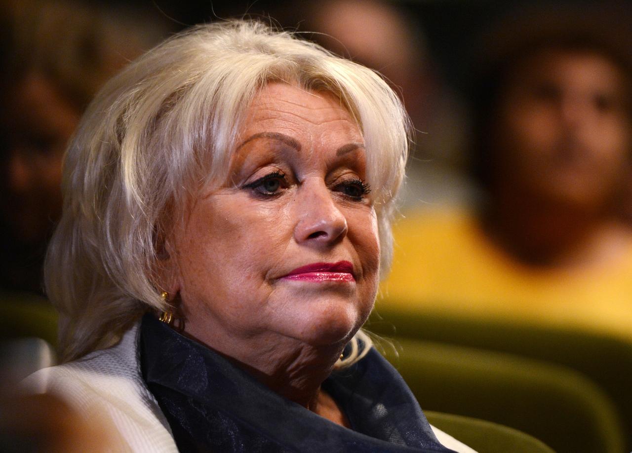 Стала известна причина ухудшения самочувствия вдовы Караченцова