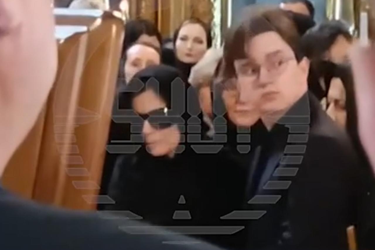 Опубликованы кадры прощания певицы Дианы Гурцкая с мужем Петром Кучеренко