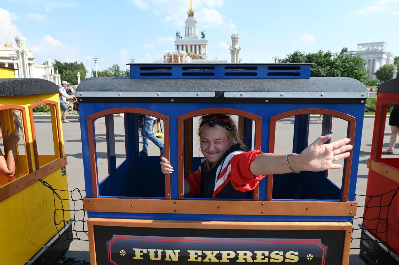 Раскрыты цены на открывшиеся на ВДНХ аттракционы