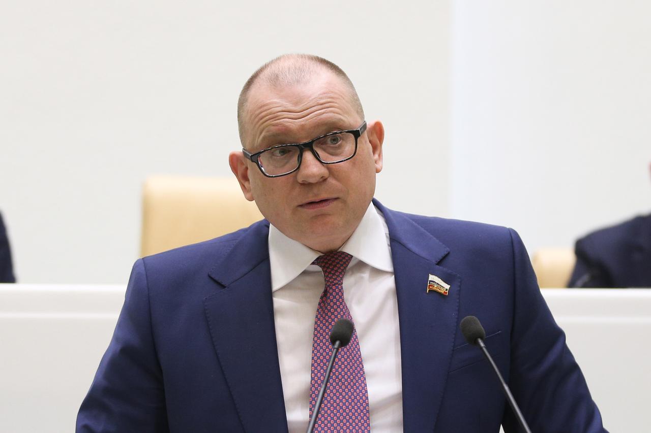 Зампреда комитета Совета Федерации по экономической политике избили в Москве