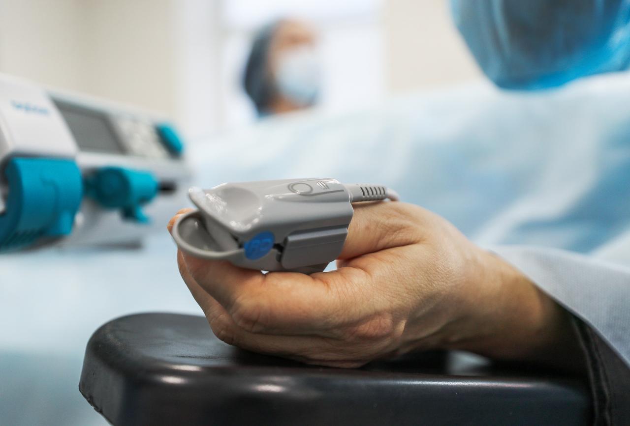 Столичный хирург предупредил об опасности одного вида пластики лица