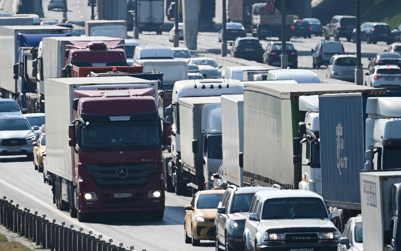 Москвичей предупредили о восьмибалльных пробках из-за ремонта дорог