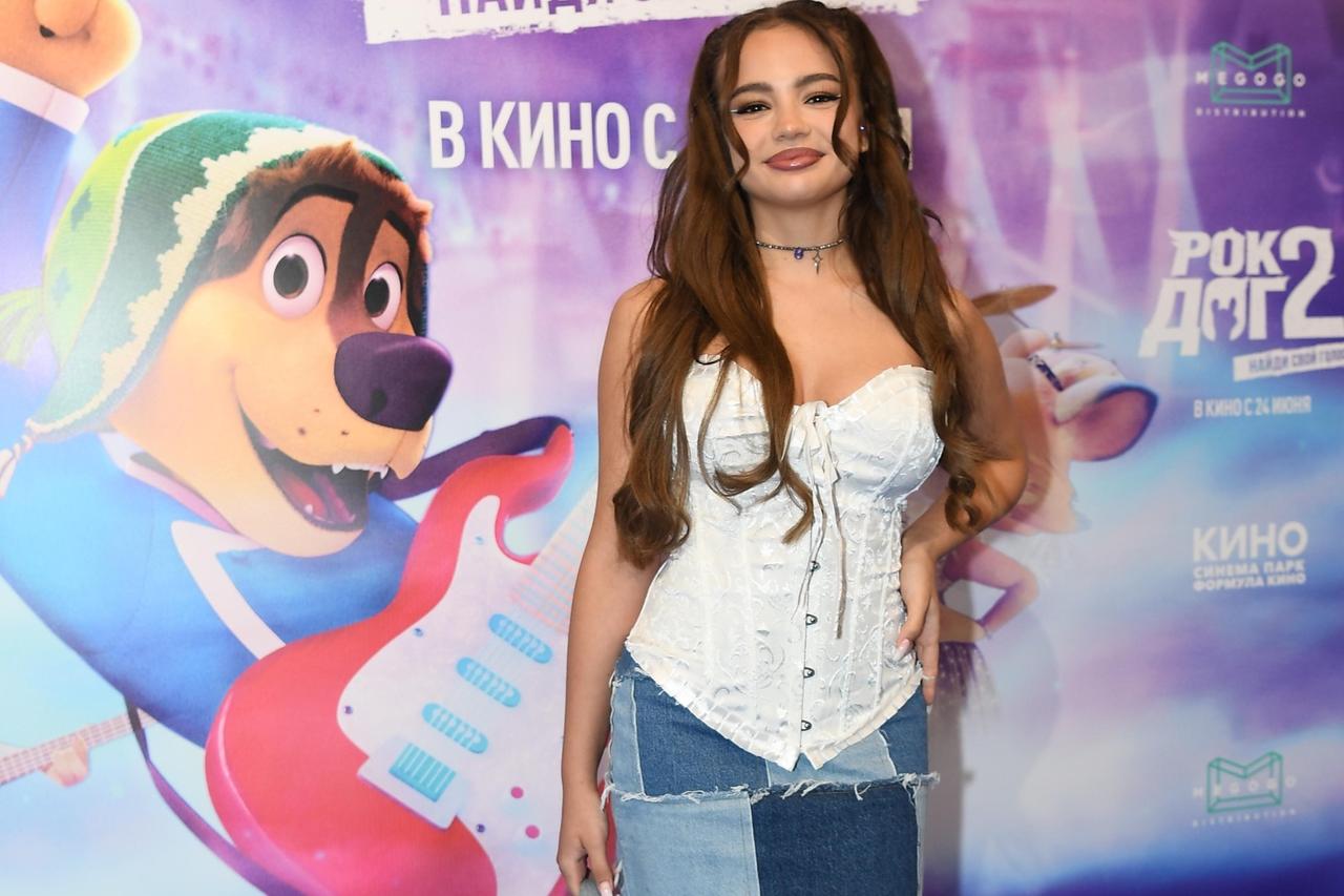 Блогер Валя Карнавал высказалась об отъезде из России