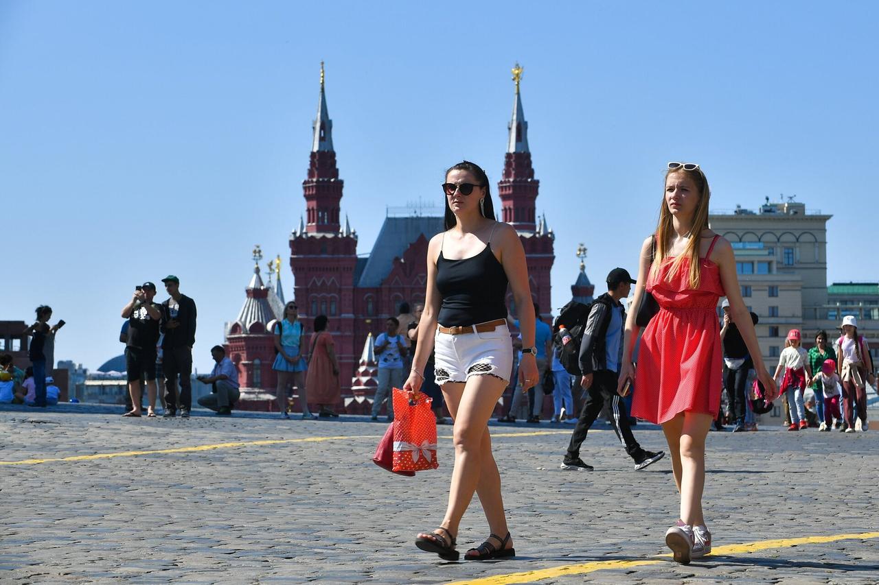 В Роспотребнадзоре посоветовали изменить режим в жару