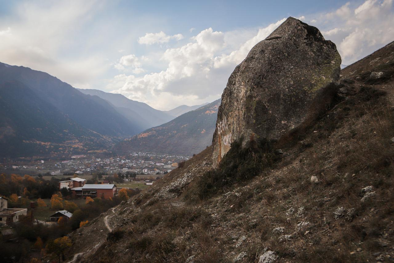 Туристы из Москвы пропали в горах Карачаево-Черкесии