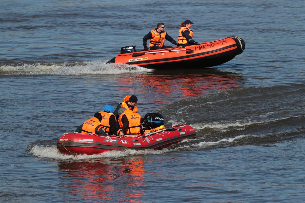 Стало известно о судьбе пропавших на Волге в Астраханской области москвичей
