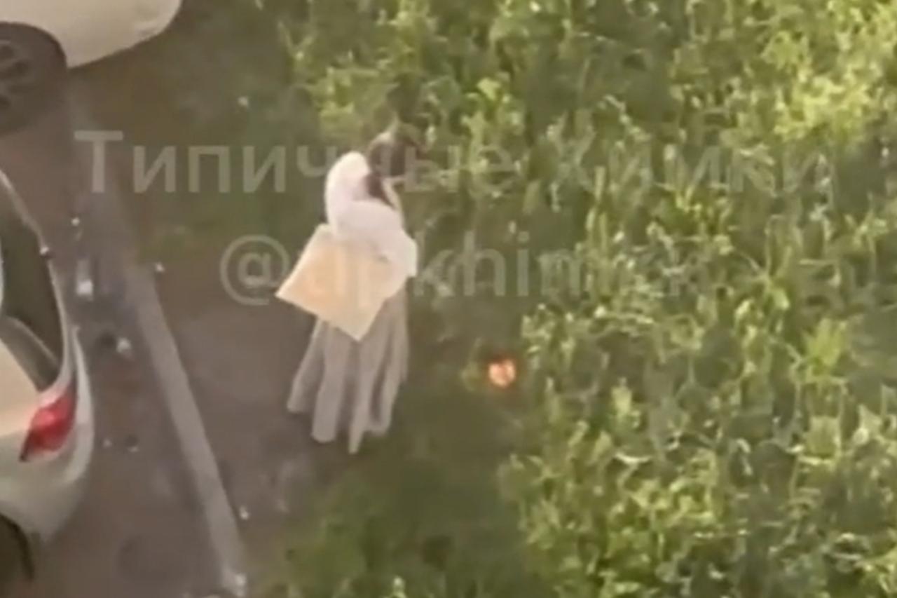 Практика «ученицы Хогвартса» на улице в Подмосковье попала на видео