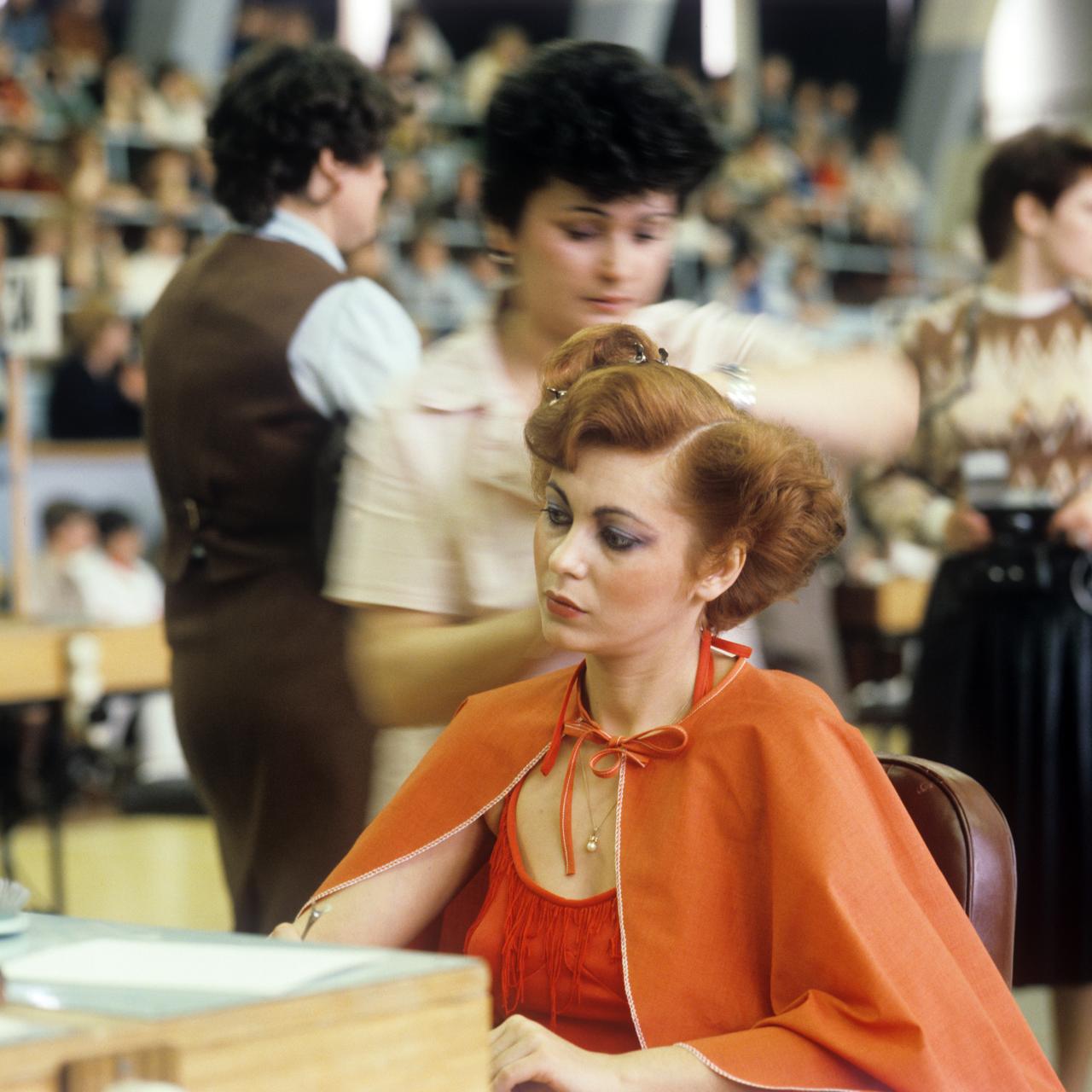 Россияне вспомнили «тяжелые» женские прически 70-х годов