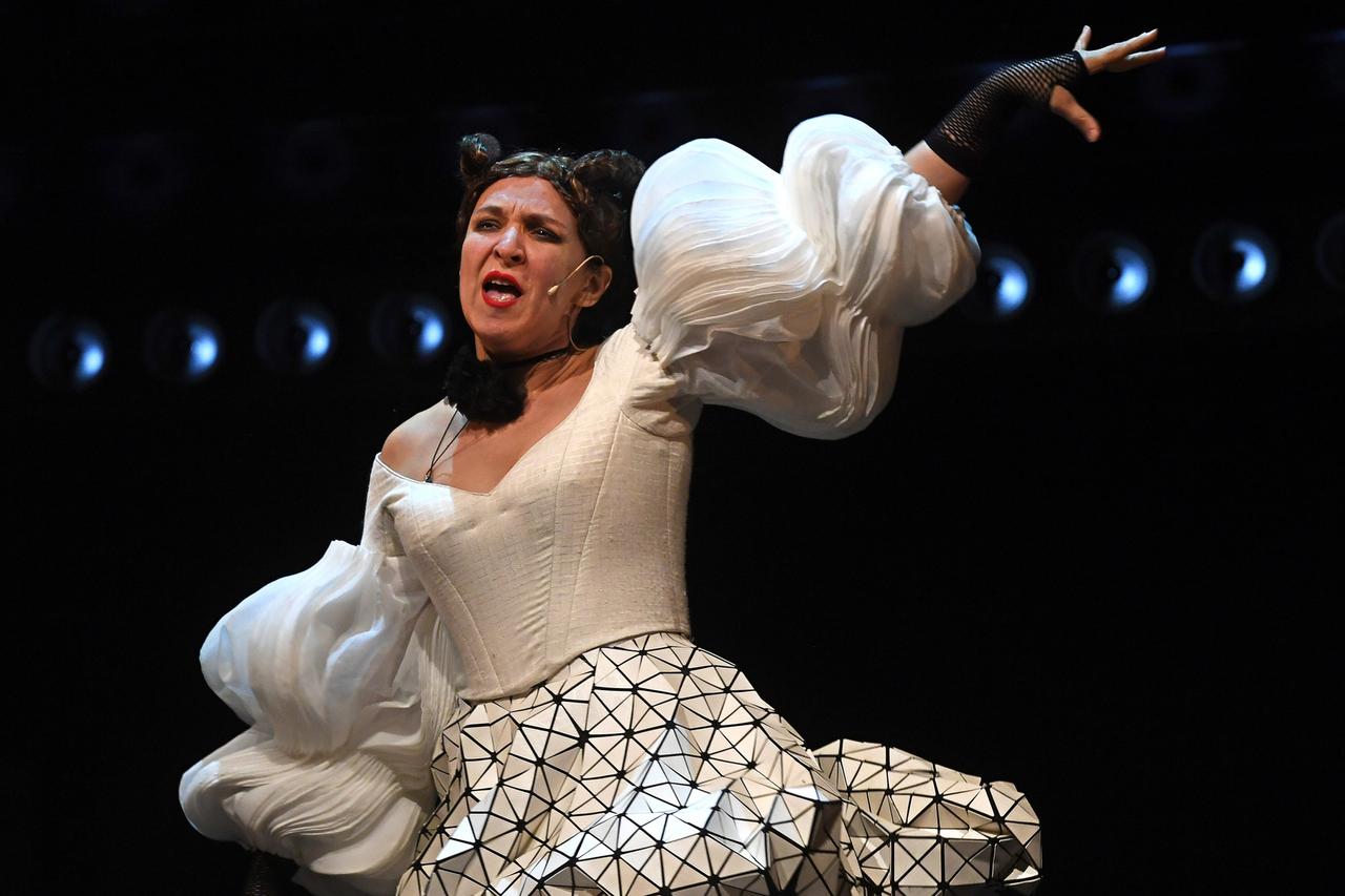 Известная актриса призналась в приобретенном из-за Марка Захарова страхе