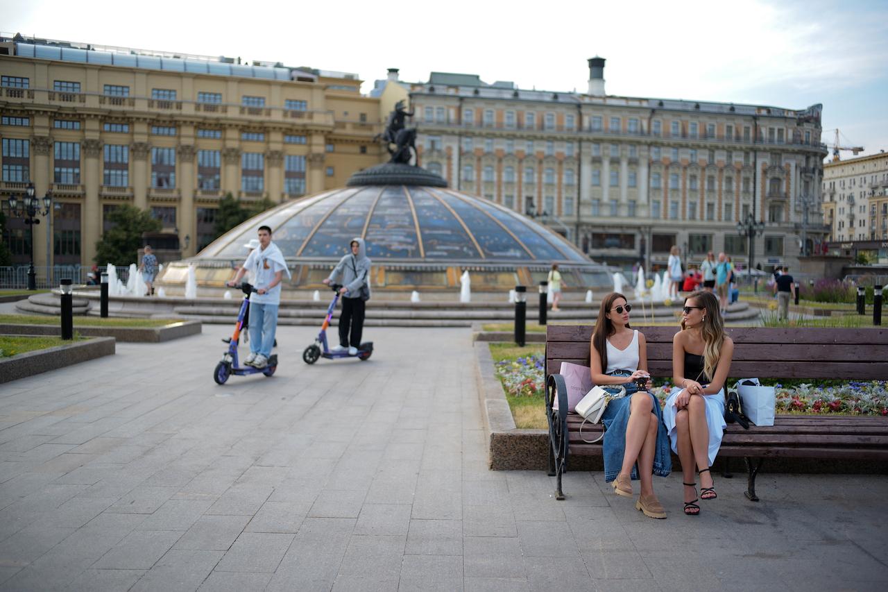 Москвичам пообещали потепление