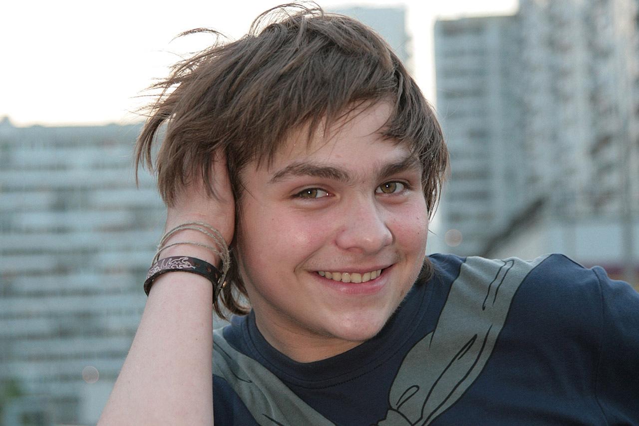 Врачи провели серьезную операцию Николаю Ефремову после падения из окна