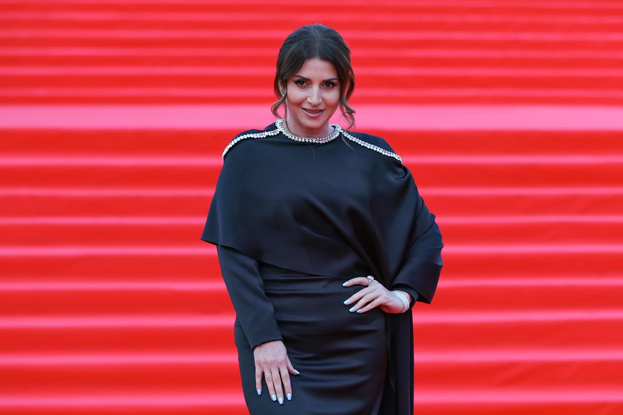 Певица Жасмин раскрыла отношение к пластическим операциям