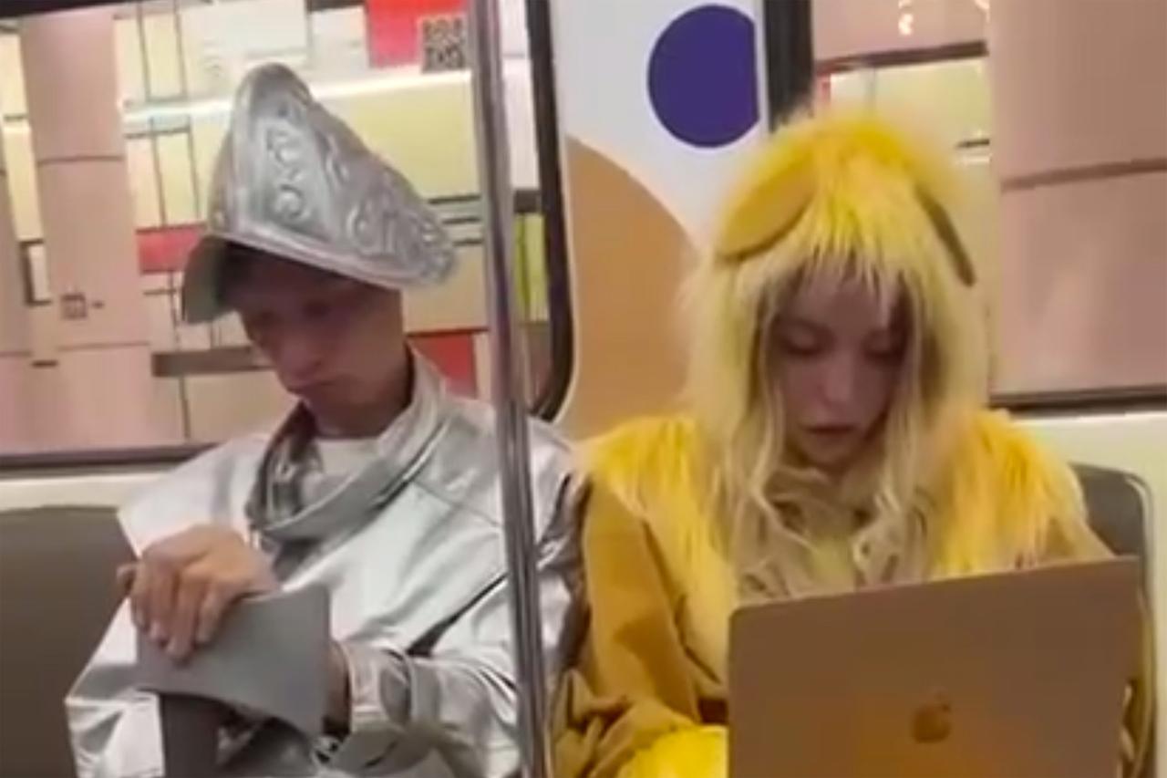 Железного Дровосека сняли на видео в московском метро