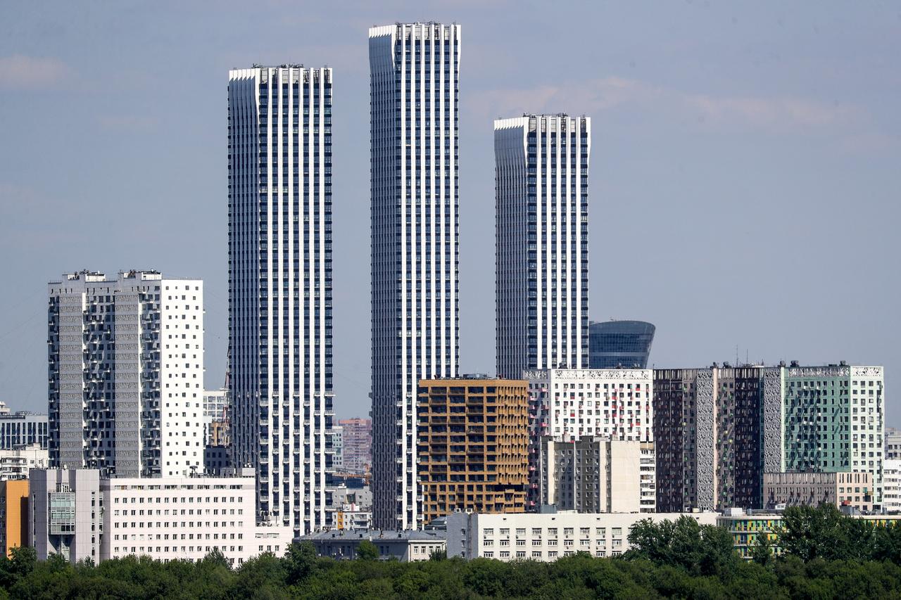 Средняя долларовая цена квартиры в столичных новостройках достигла минимума