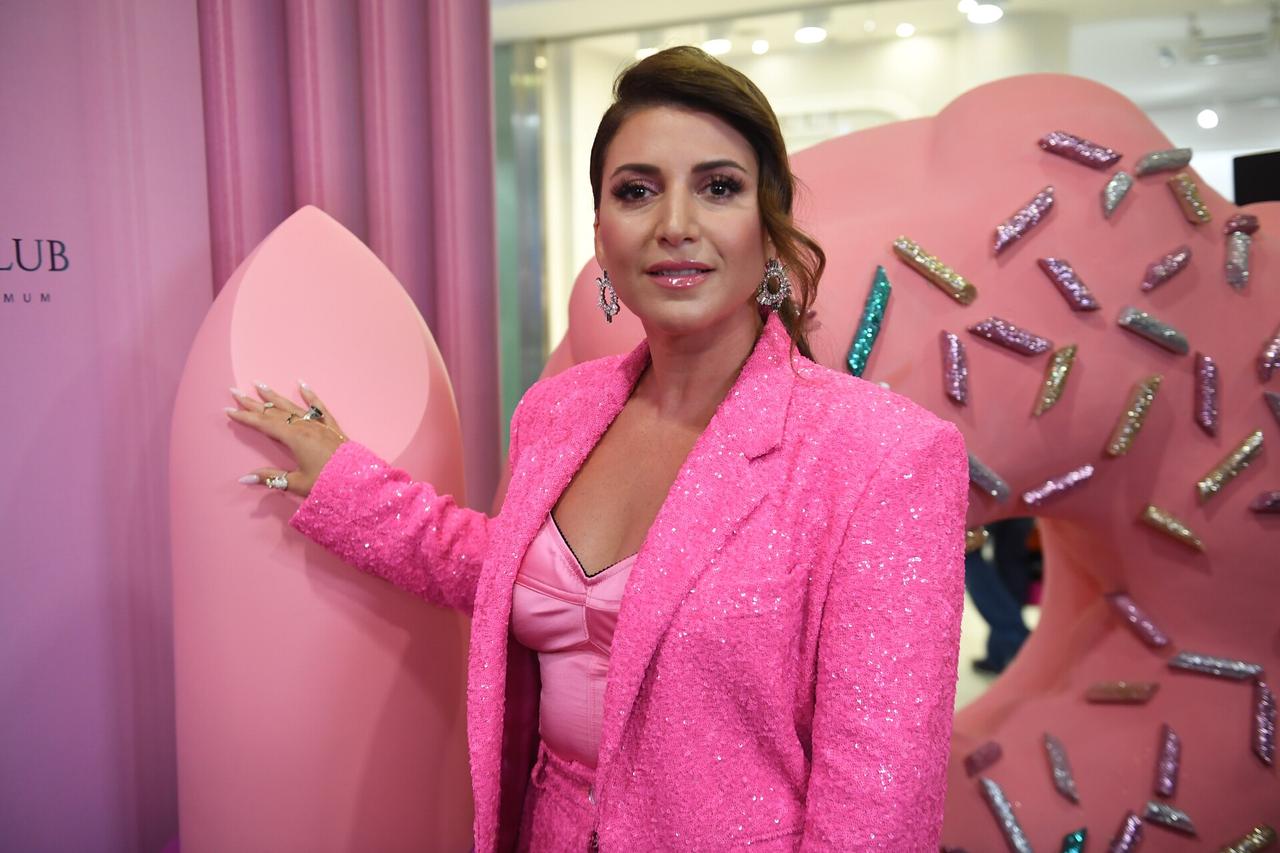 Певица Жасмин раскрыла способы поддержания тела в форме