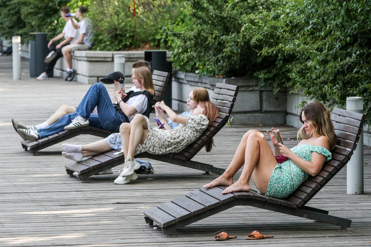 Москвичам рассказали о погоде в августе