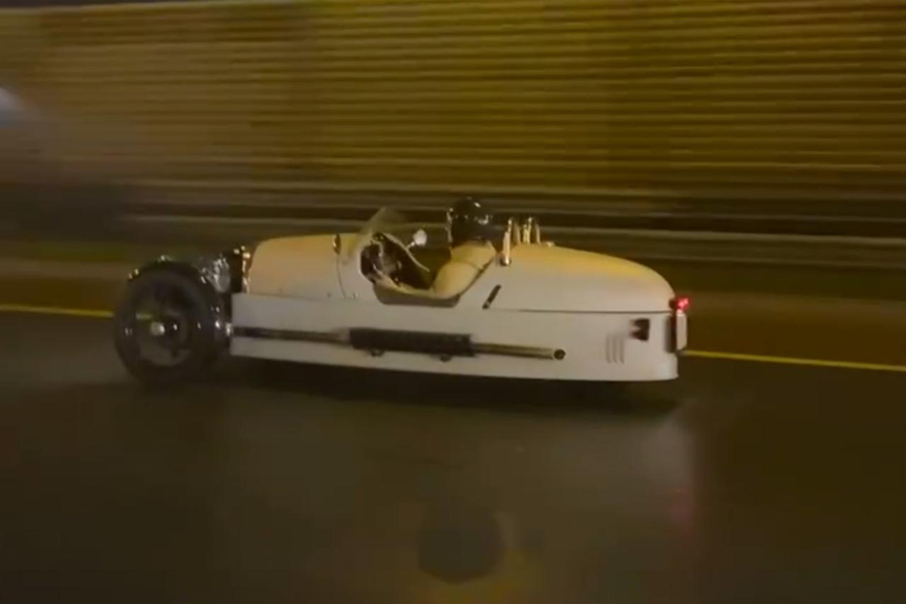 «Спиди-гонщик» на трассе в Москве попал на видео