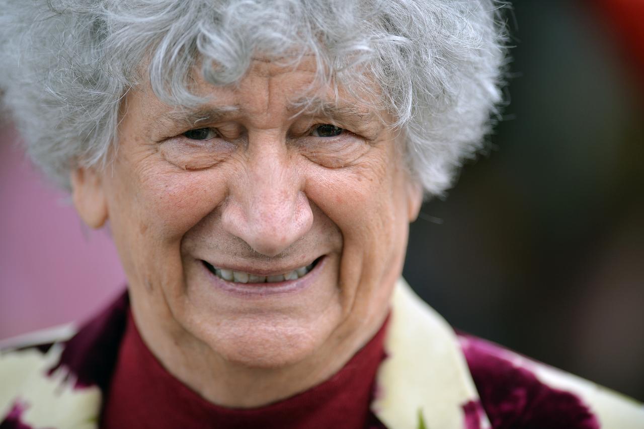 Известный поэт поделился воспоминаниями о детстве на окраине Москвы